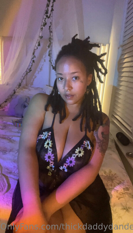 Thickdaddydandelion hübsche pornostar bilder