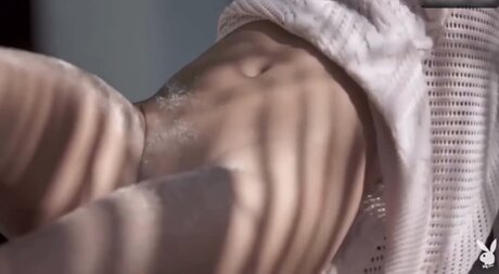 Nina Drama nackten pornostar archiv