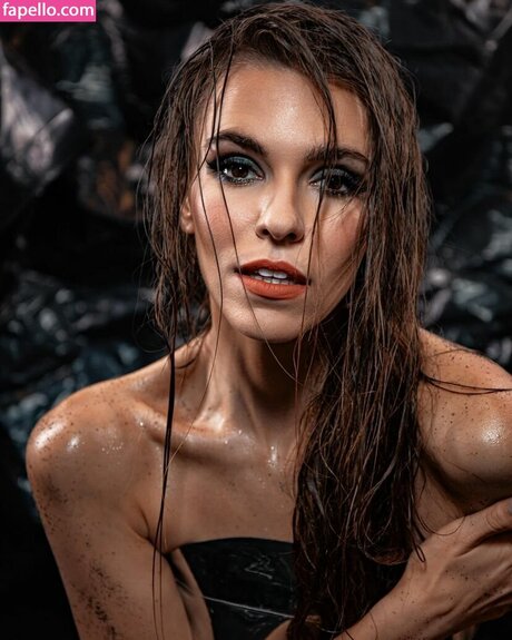 Amymarie Gaertner kunst xxx bild