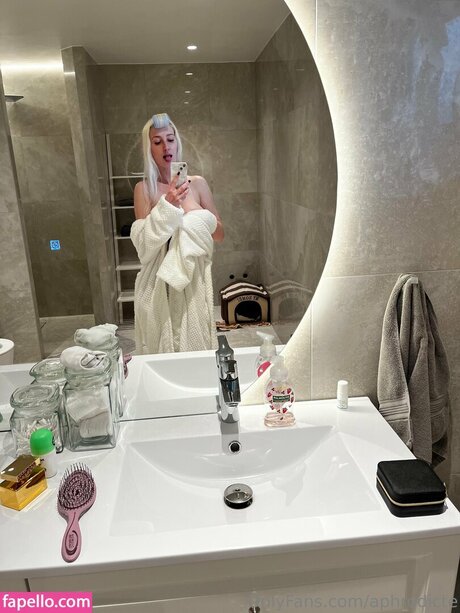 Aphrodicte porno perfekte bild