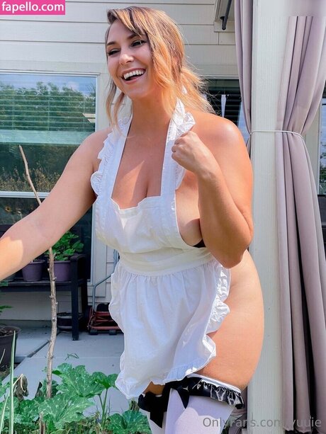 Yuuie erotische perfekte galerie