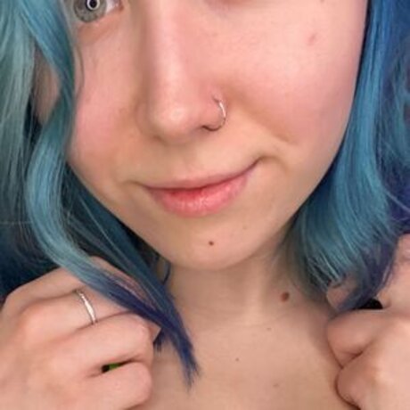 Blue Mooncat nackt erwachsene galerien