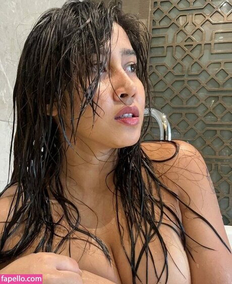 Sassy Poonam schauspielerin porno foto