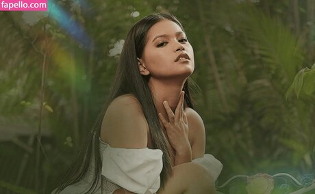 Micaella Raz pornostar top galerien