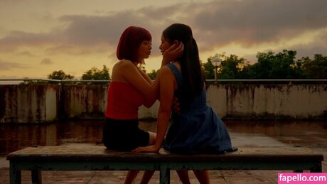 Micaella Raz erotische nacktheit bilder