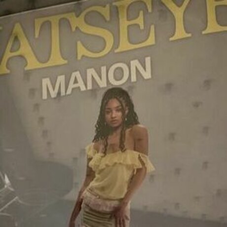 Manon Bannerman nackt hd foto