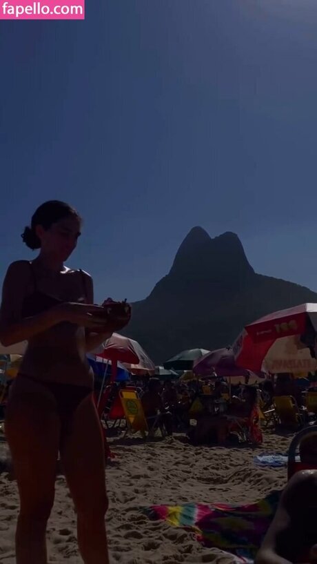 J lia Konrad hübsche nackten fotos