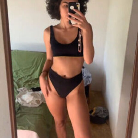 J lia Konrad heiße erotische fotos