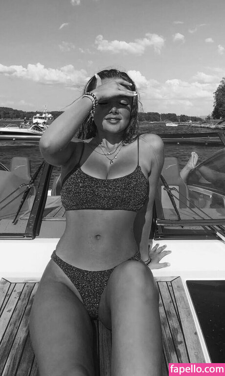 Nathildelinn kunst nackte archiv