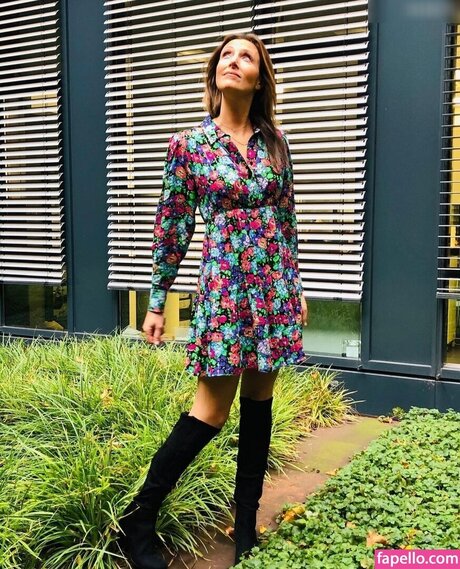 Roberta Bieling erotische nackt galerie