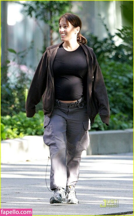 Amy Jo Johnson Bilder