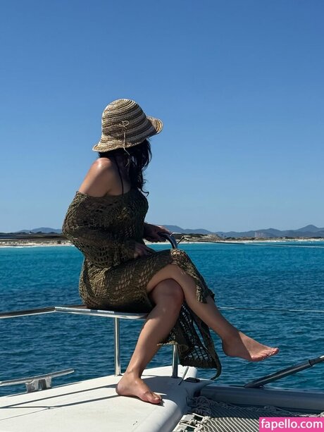 Andrea Londo xxx erotische fotos