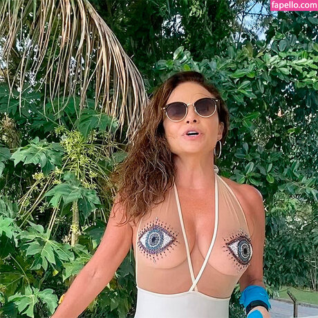 Luiza Tom_ nackt sexy fotos