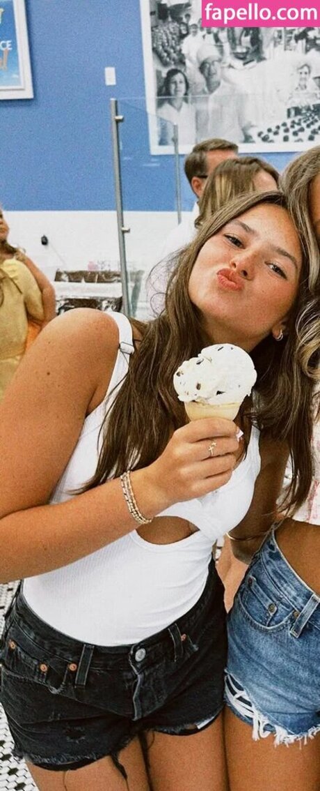 Cailey Fleming hübsche hd bilder