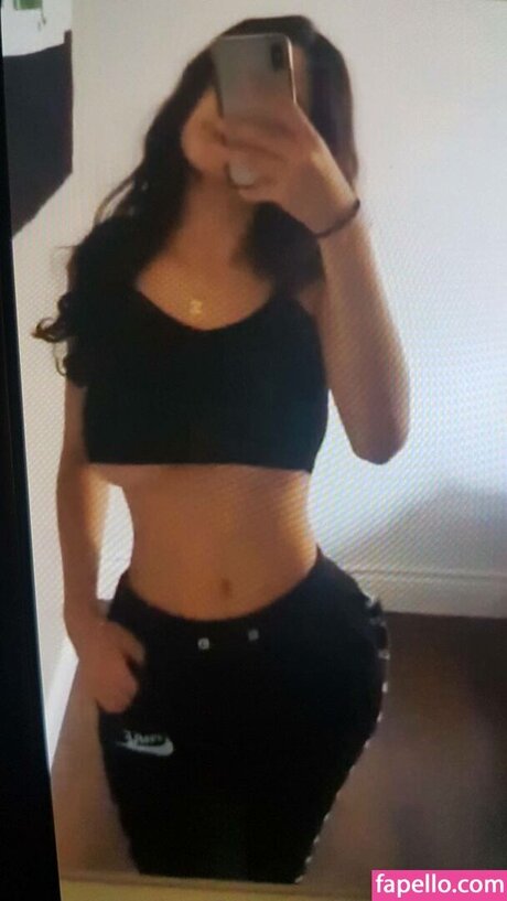 Noora Hejaz kunst perfekte archiv