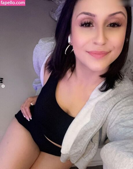 July Johnson nacktheit sexy bild