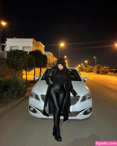 Salma Moubah exklusive heiße fotos