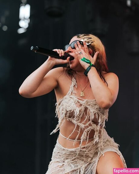 Marisa Dabice nackt hd fotos