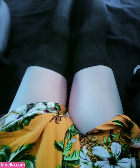 The Nuzzle nackt sex archiv