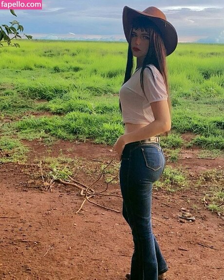 nameluaa sexy exklusive foto