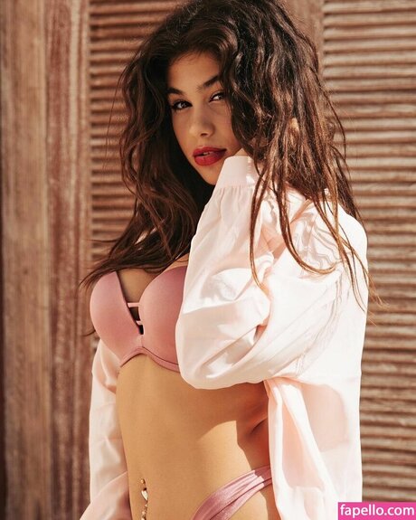 Giulia Sara Salemi top schöne galerie