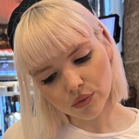 Amelia Bayler hd xxx galerien