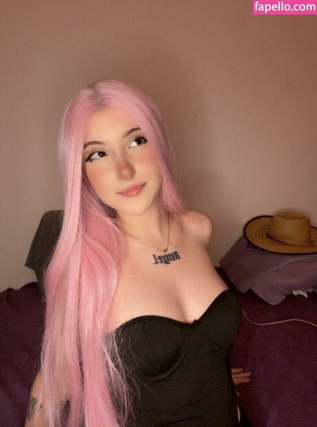 Nanychan schöne pornostar bilder