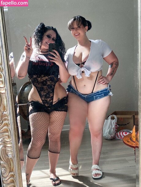 Hex Hypoxia erotische akt foto