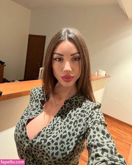 Oriana Tubiolo sexy pornografische galerien