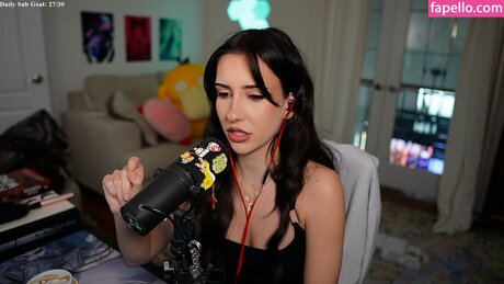 brieanneroksa kostenlose erwachsene galerien