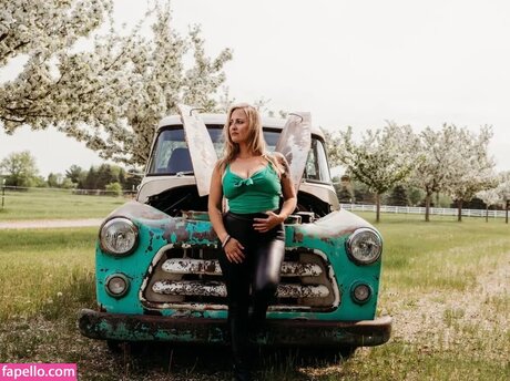 Elena Pears perfekte akt fotos