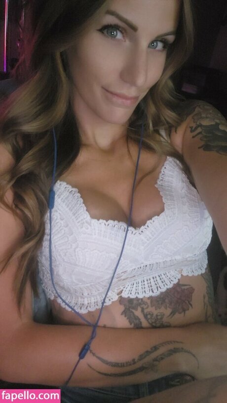 Inkedalyson pornographische pornostar archiv