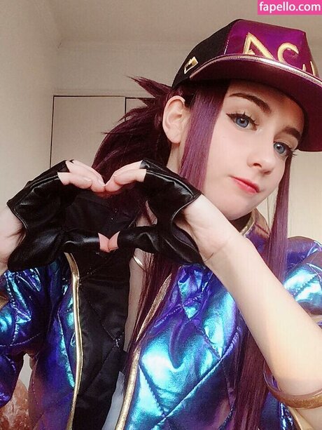 Lilyshibe nackt sexy bild