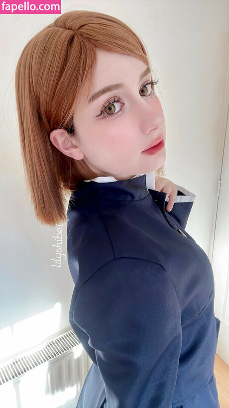 Lilyshibe schauspielerin nacktheit bild