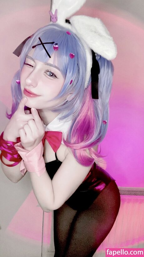 Lilyshibe schauspielerin erotische fotos