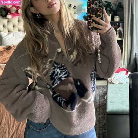 Kaylee Marvin hübsche akt archiv