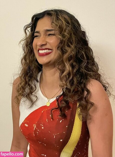 Varada Sethu nackt sex bild