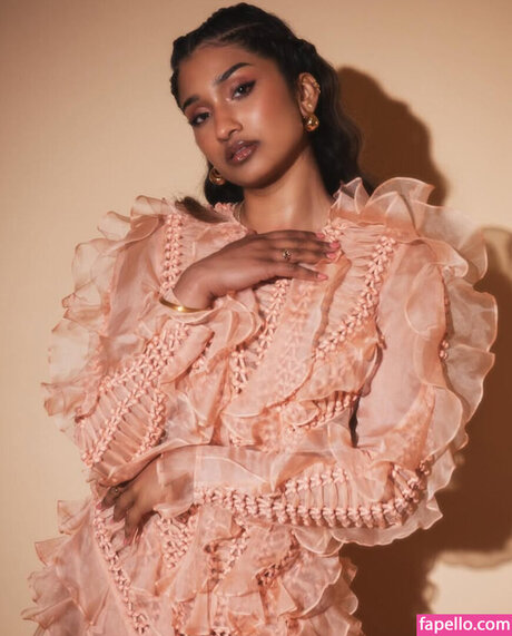 Varada Sethu hd perfekte archiv