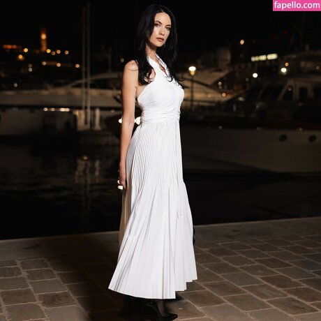 maghla_ schauspielerin akt galerien