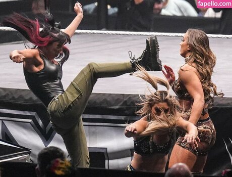 Fallon Henley erwachsene beste bilder