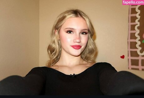 Mads Thompson Maddiiedee erwachsene nackten bild