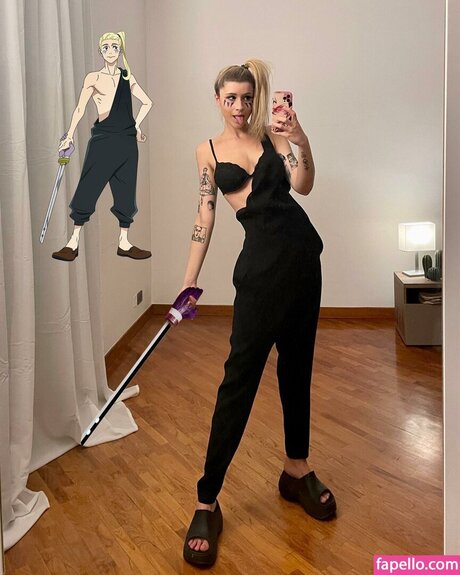 Voghelita nackt akt archiv