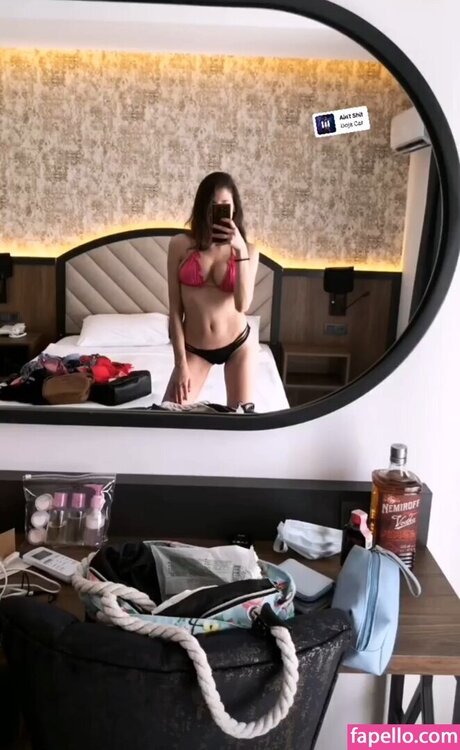 Kybeleniz hübsche erotische foto