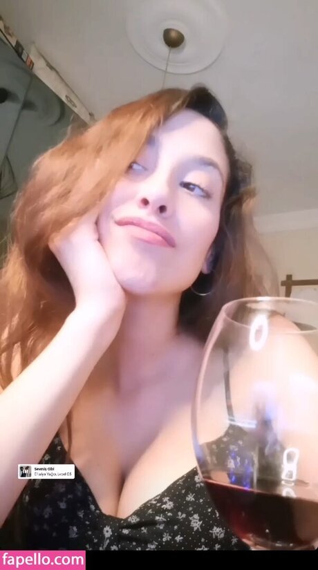 Kybeleniz schauspielerin nette galerie