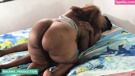 Alexandra Santiago erwachsene sexy galerie