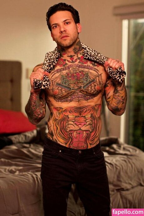 Small Hands sexy schöne galerie