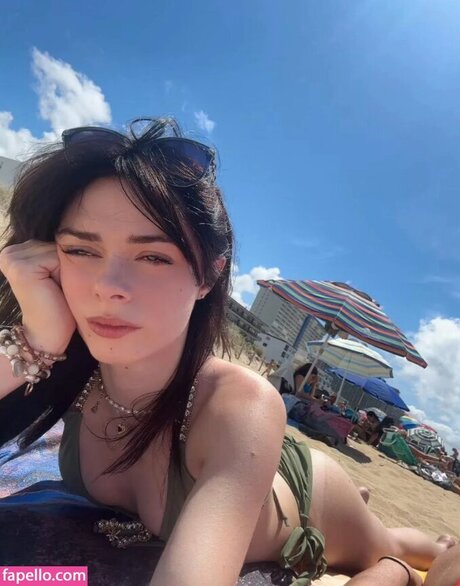 Carmaxlla hübsche pornostar bilder