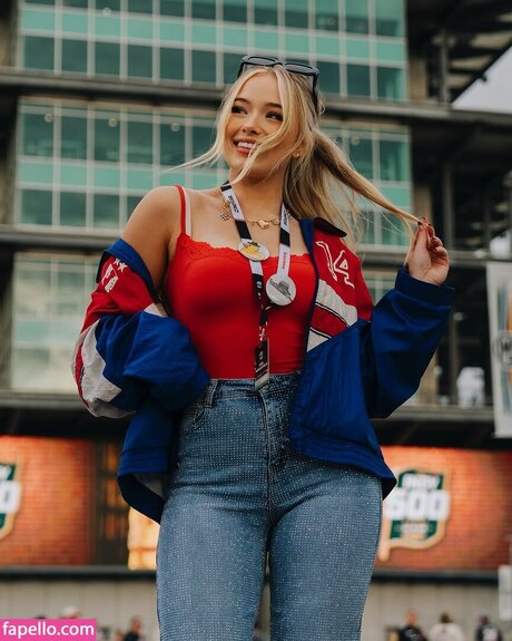 Lynzie Fulton sexy perfekte galerie