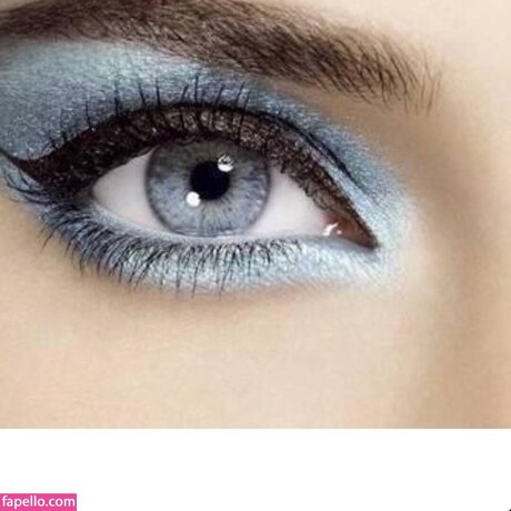 Ice Blue erotische freie galerien