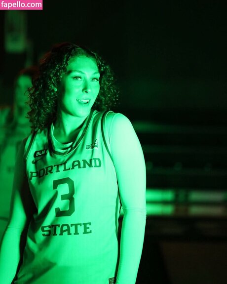 Brooklyn Strandy erotische pornographische archiv